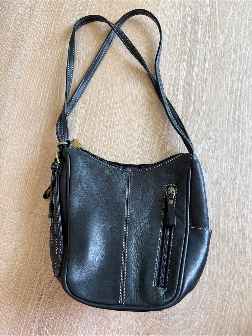 Black Leather Shoulder Bag with Front Zip Pocket